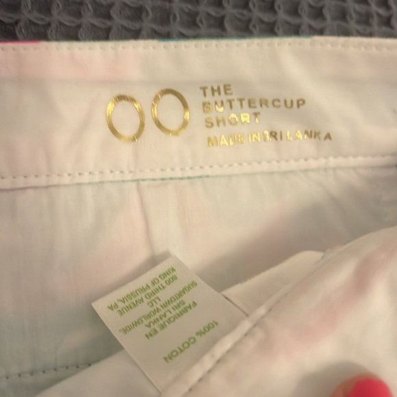 Lilly Pulitzer Buttercup Shorts - Picture 4 of 9